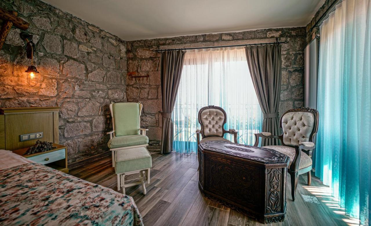 Assos Zeyti̇N Han Special Class Hotel Adults Only 12 Sokakagzi Екстериор снимка